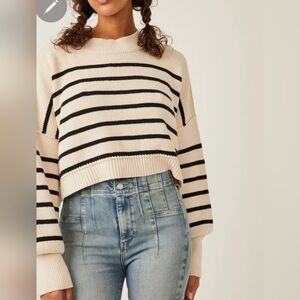 Striped Black and Cream Women's Sweater Sz M